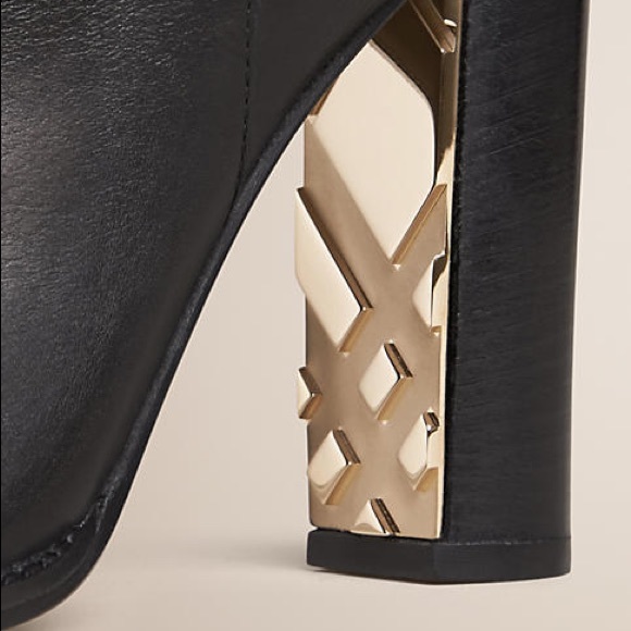 Burberry knee high boots size 36 - Picture 6 of 7